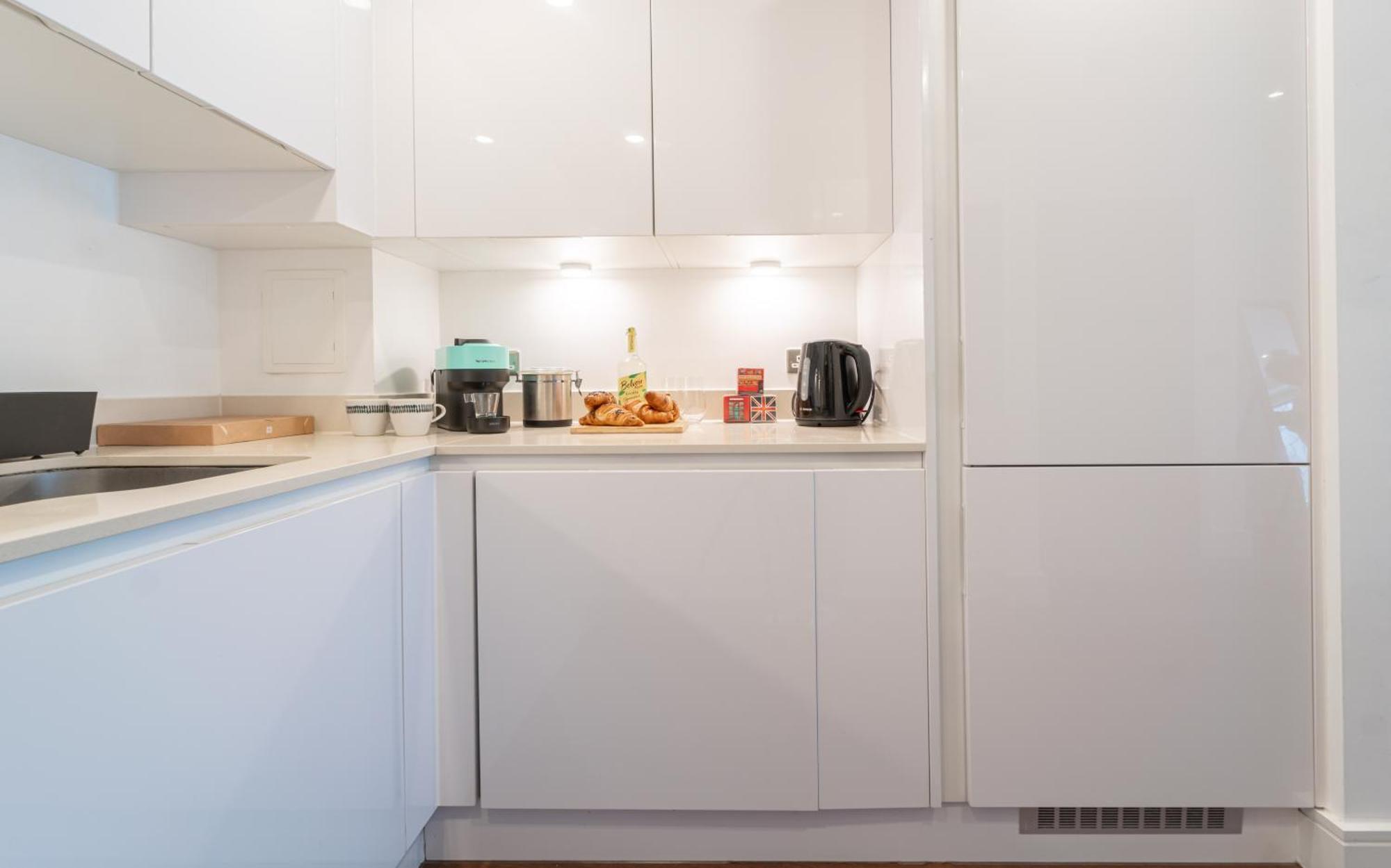 Stylish And Comfortable Canary Wharf Apartment Perfect For Long Stays London Kültér fotó