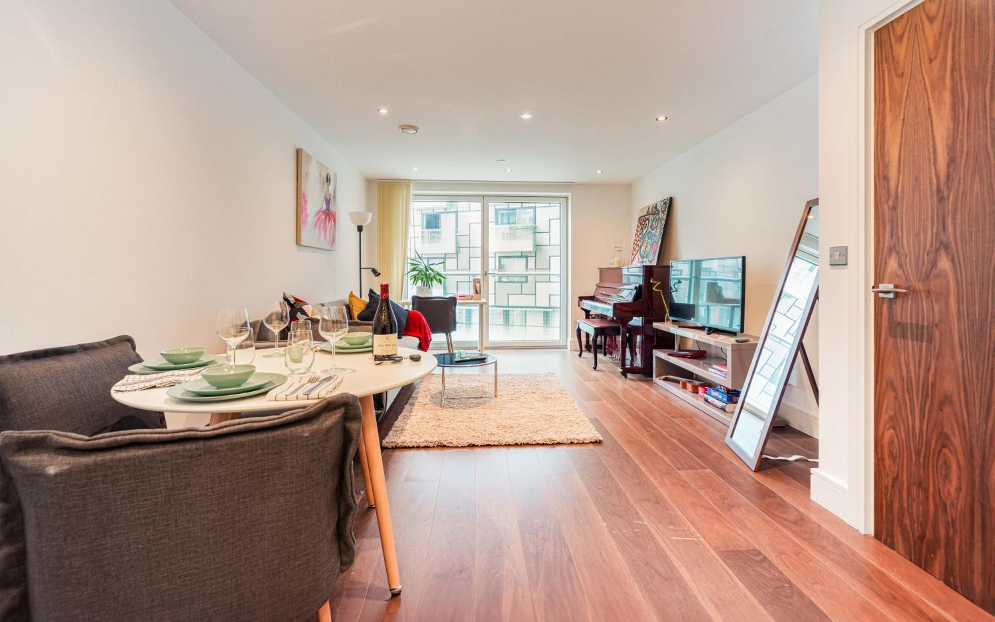 Stylish And Comfortable Canary Wharf Apartment Perfect For Long Stays London Kültér fotó